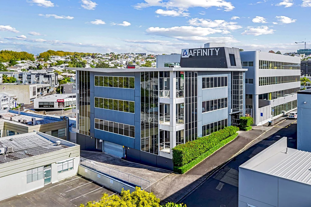 Freemans Bay 战略级资产！自用/投资/增值任您选择，紧邻高速入口，807m²永久产权地块+混合用途区！ STRATEGIC ASSET – OCCUPY, INVEST, ADD VALUE