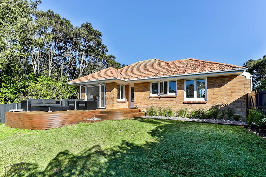 87 Tanekaha Road, Titirangi, Waitakere City, Auckland