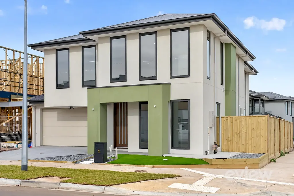 Stunning brand new home in Mambourin!
