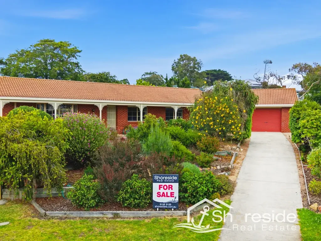 12 Margaret Court, Kalimna, VIC 3909
