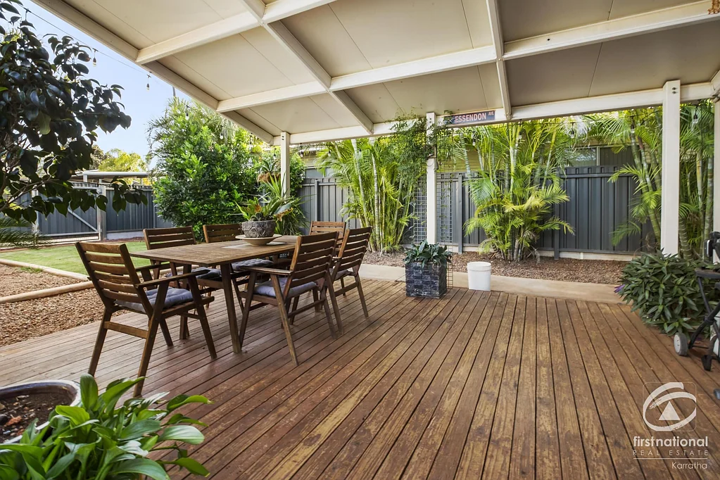 17 Wagari Drive, Baynton, WA 6714