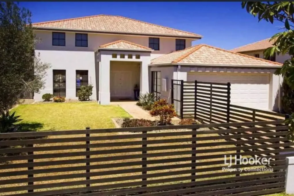 Spacious 4 Bedroom Family Home in Sought-After Bridgeman Dow