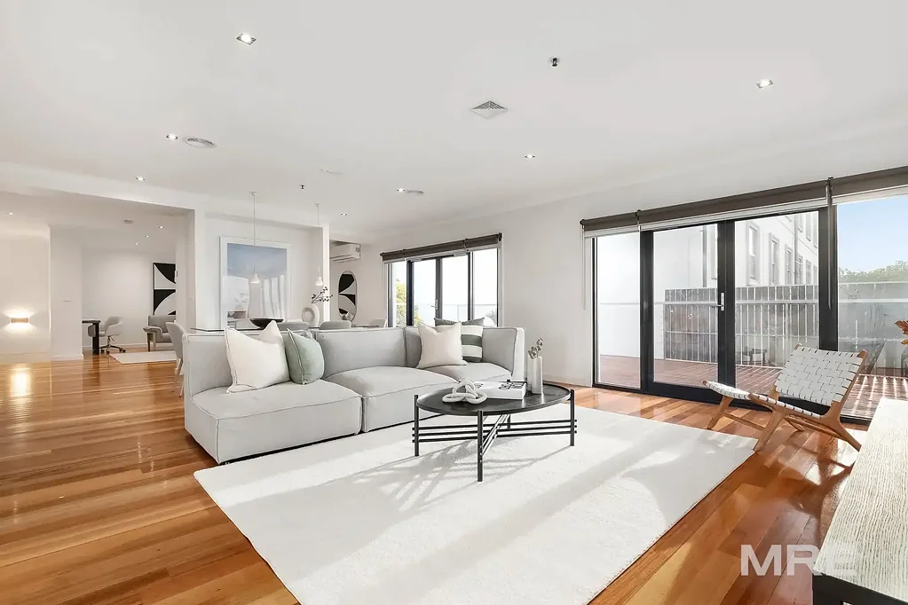 Oversized home in the heart of Prahran