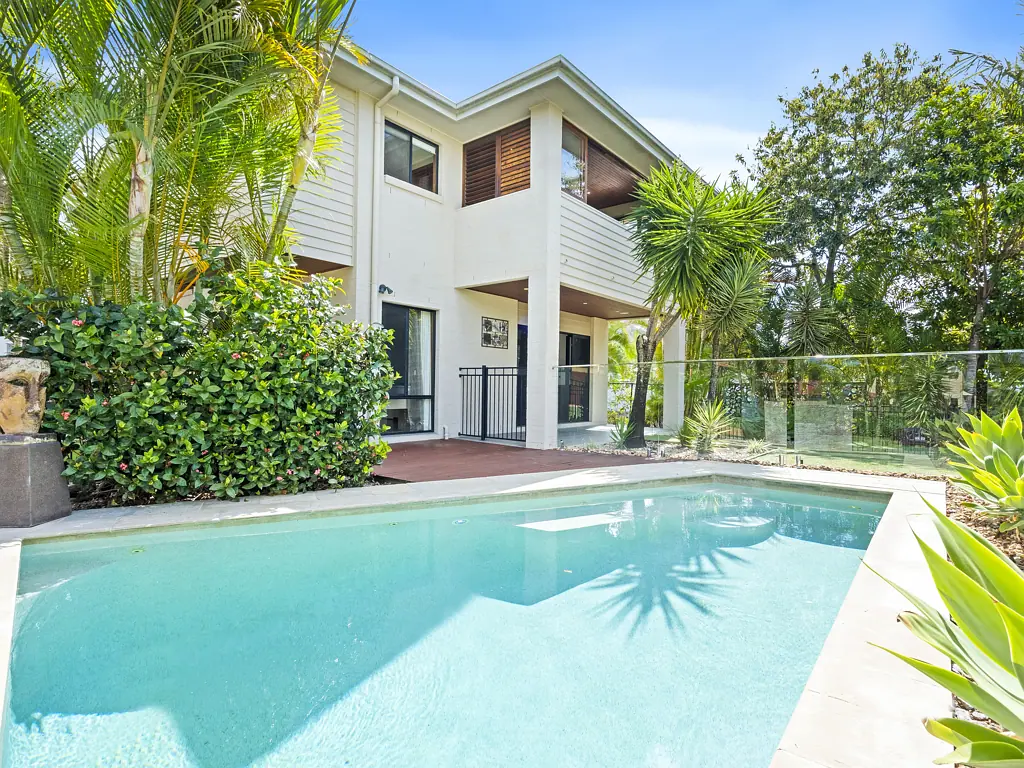 64 Riverside Terrace, Windaroo, QLD 4207