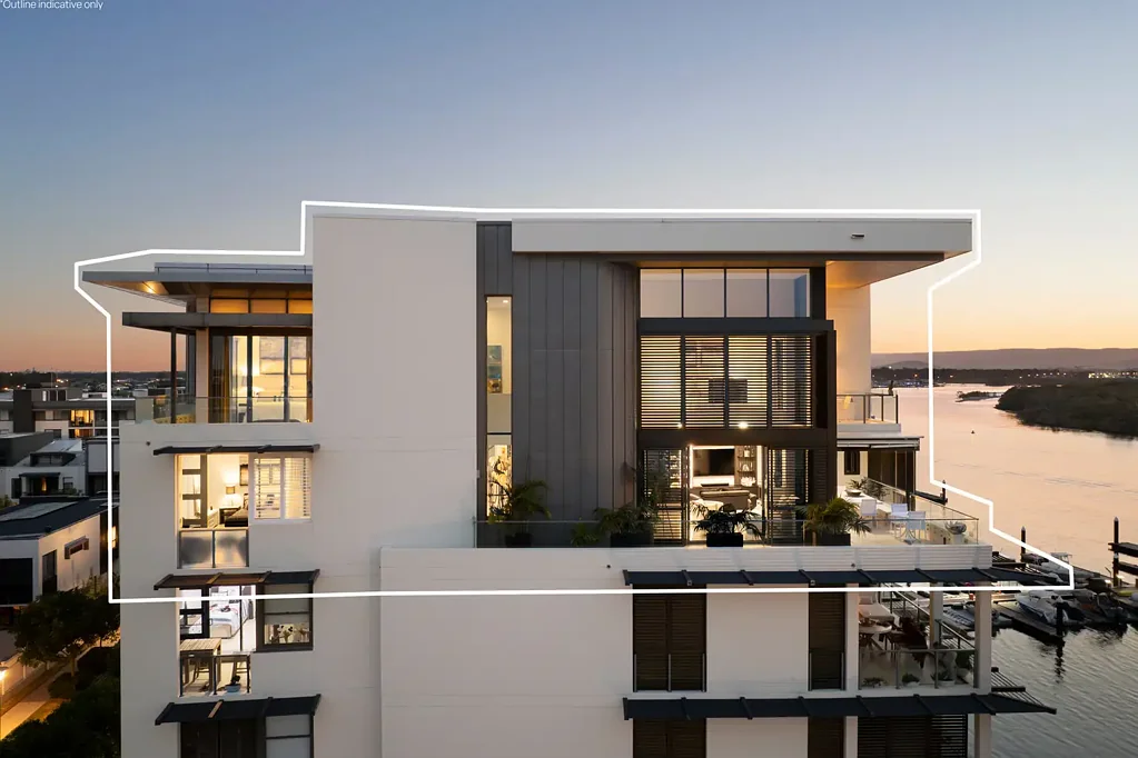 Paradise Point 3 Slaapkamer Unique Luxe 2-Level Penthouse Facing North - Uninterrupted Views to Die For!