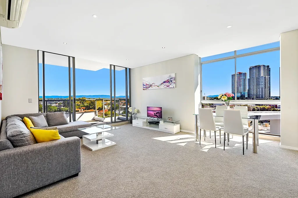 1114/3 Como Crescent, Southport, QLD 4215