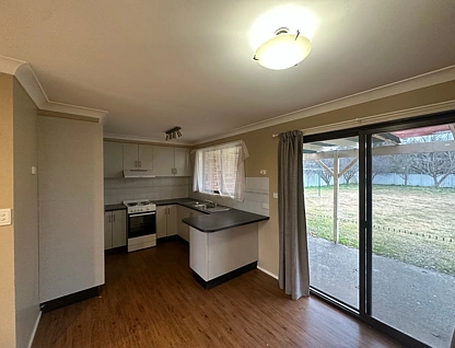 26 Evangelene Crescent, Armidale, Tamworth, 3房, 1浴, House