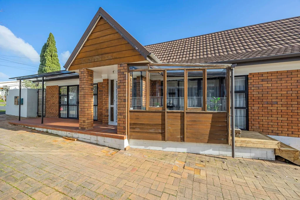 1/11 Smale Street, Pt Chevalier, Auckland City, Auckland