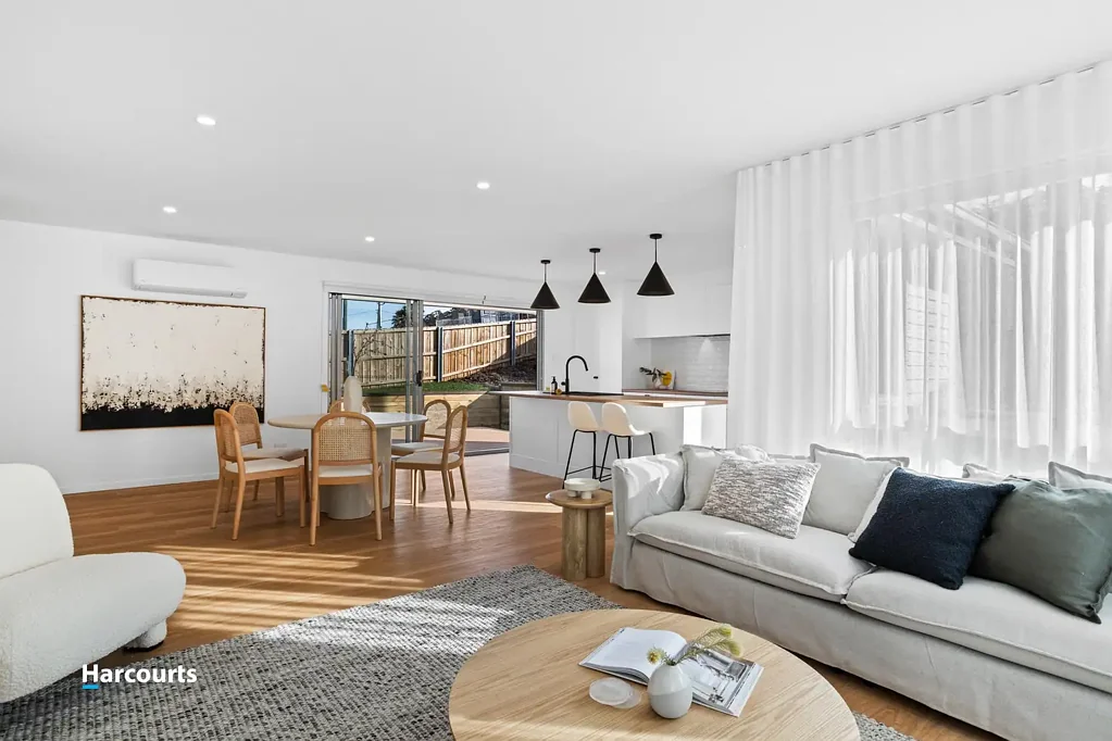 Huonville 3Habitaciones New Build Ready for Its First Owner