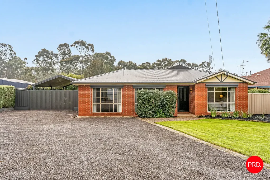White Hills 3房  Impeccably Presented & Maintained Family Home