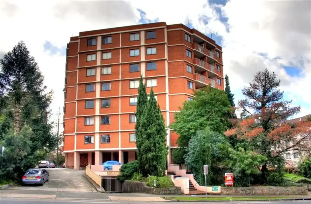 2 Bedroom unit in Great Location!