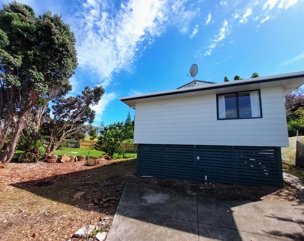 Bright & Spacious 3-Bedroom Home in Glen Innes!