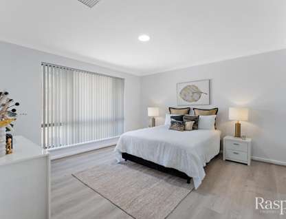 15 Pausin Crescent, Bibra Lake, WA 6163, 4 Bedrooms, 2 Bathrooms, House