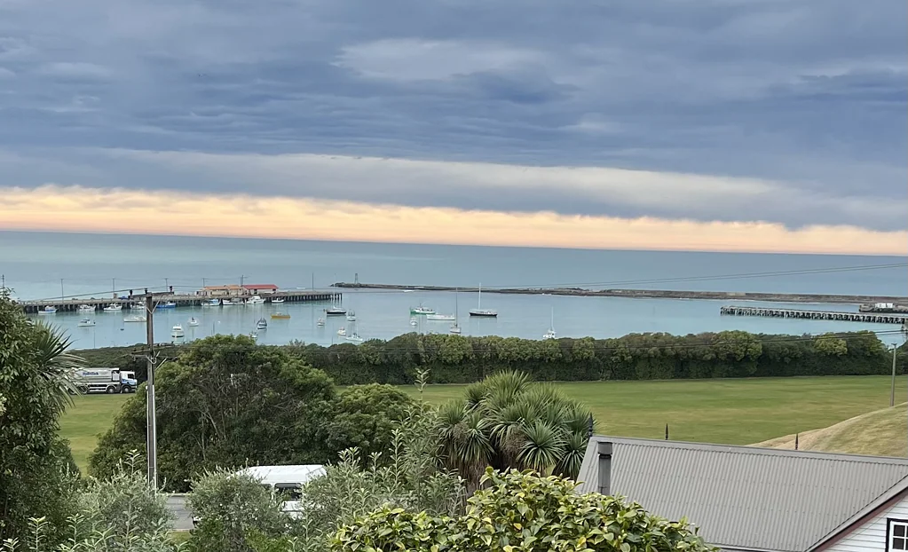 Oamaru  Harbour View Section