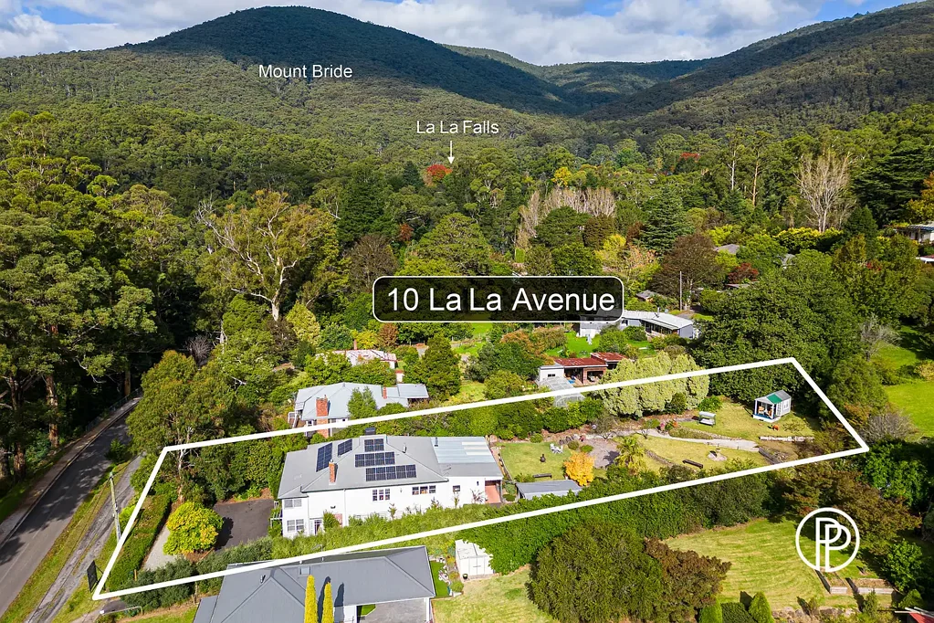 Warburton 4Kwarto WHERE ELEGANCE MEETS NATURE IN ONE OF THE YARRA VALLEY'S MOST PICTURESQUE TOWNSHIPS