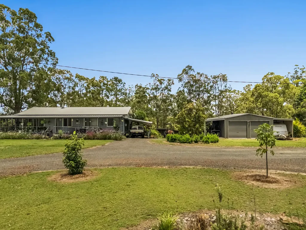 Stratheden Home & Granny Flat on 2.5 Acres