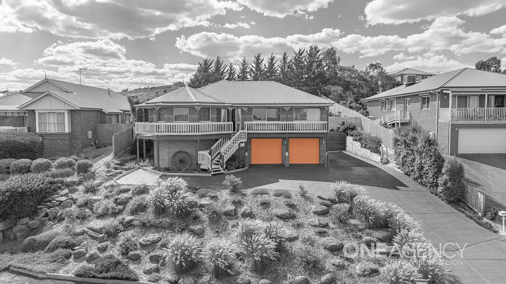 Sunbury 5 Bedroom SPACIOUS FAMILY LIVING WITH EXCEPTIONAL STORAGE