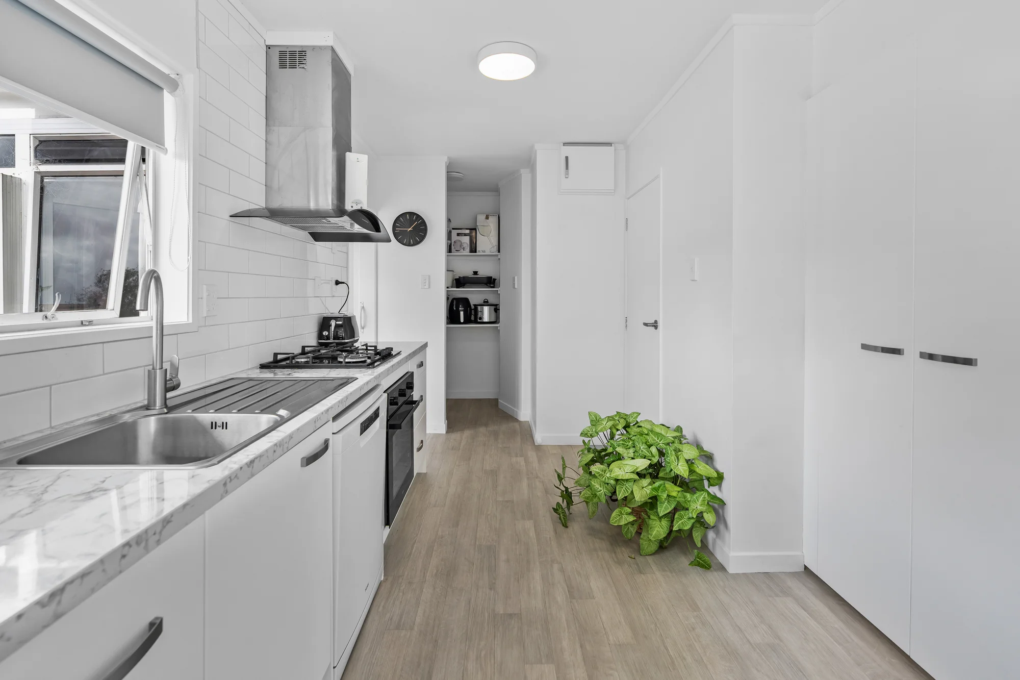 Te Kamo 2 Bedroom Stylish, Renovated & Ready to Enjoy