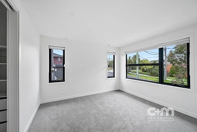 54 Devon Road, Pascoe Vale, VIC 3044, 3房, 2浴, Townhouse
