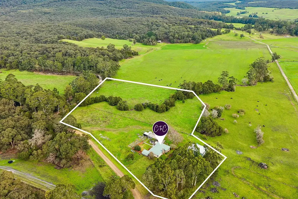 Carlisle River 3房  Creekside Country Living