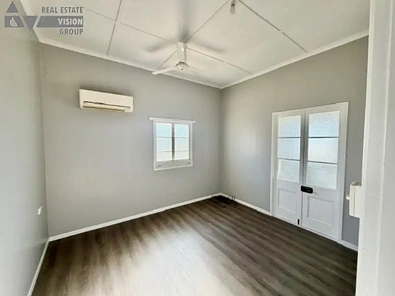 Address Withheld, Emerald, QLD 4720, 2 Bedrooms, 1 Bathrooms, Unit