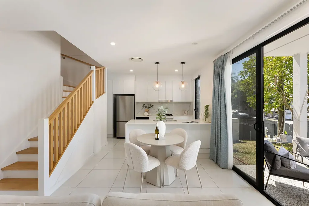 Carina Heights 3ਬੈੱਡਰੂਮ Architectural Townhouse with Mountain Views