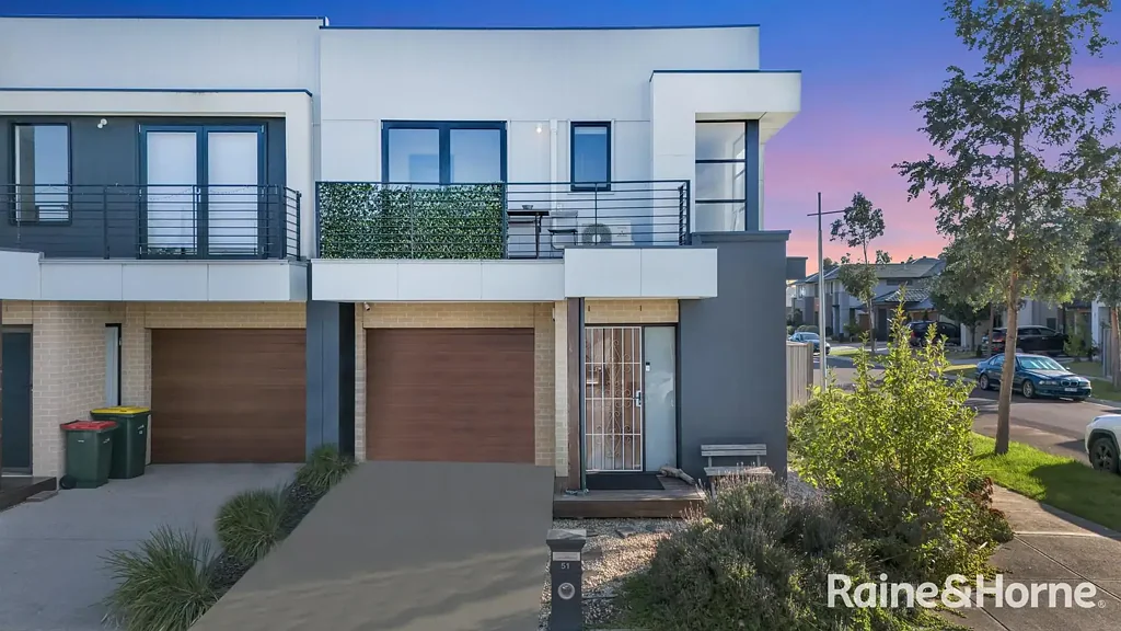51 Airmaid Drive, Williams Landing, VIC 3027