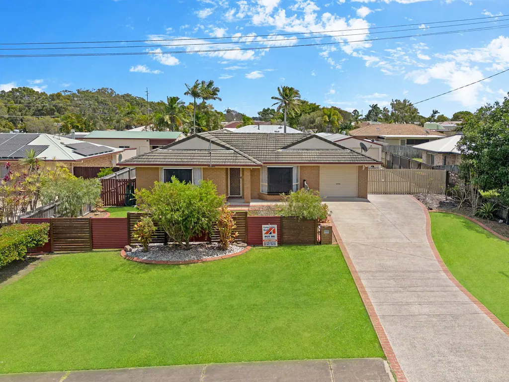 115 Honiton Street, Torquay, QLD 4655