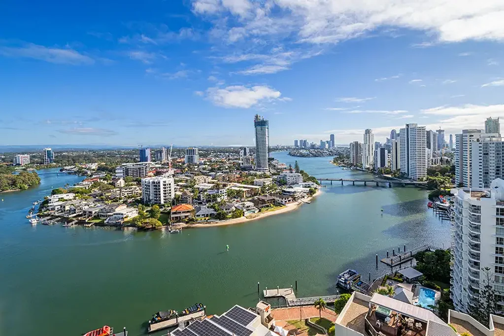 Surfers Paradise 2 Bedroom AVALON APARTMENT | SKY-HIGH ELEGANCE WITH BREATHTAKING VIEWS | LOW BODY CORPORATE FEES