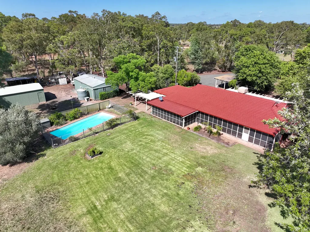 Narrabri 4ਬੈੱਡਰੂਮ Spacious Home & Shedding on Elevated Acreage