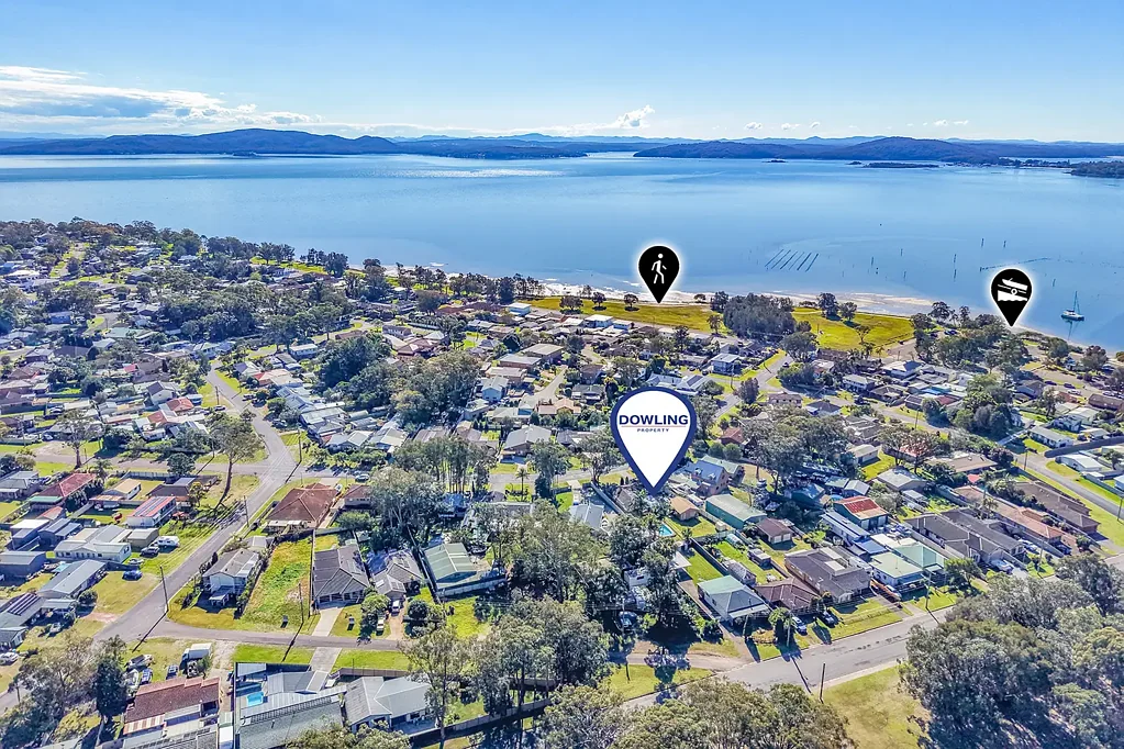 Lemon Tree Passage 3房  WATERFRONT LIFESTYLE & FAMILY LIVING JUST MOMENTS FROM THE BAY!