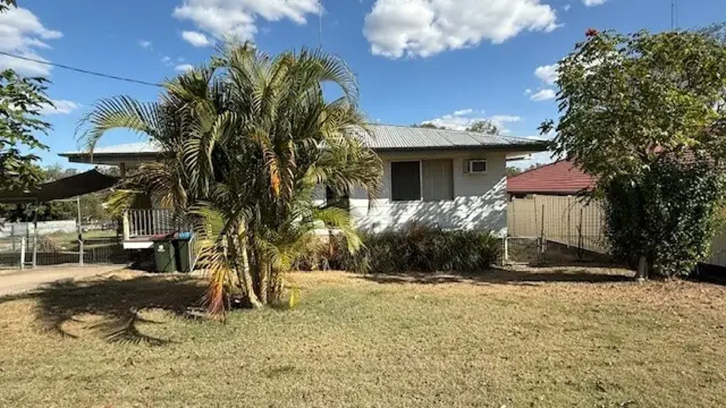 36 ENGLE STREET MOURA