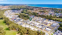 4 Newmarket Road, Meadow Springs