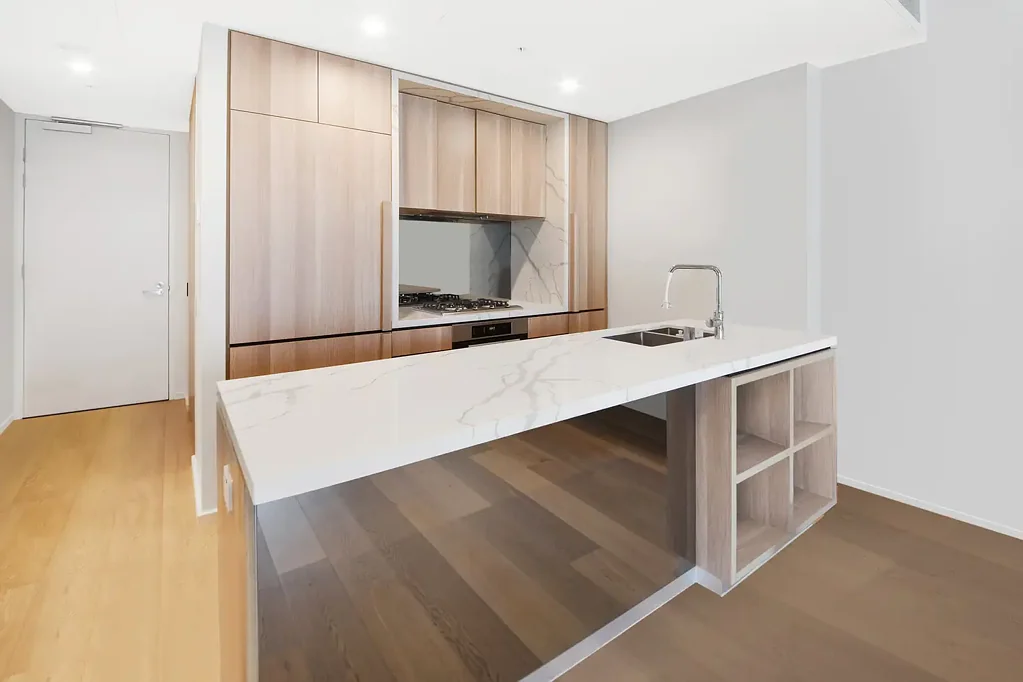 2BED READY TO MOVE IN