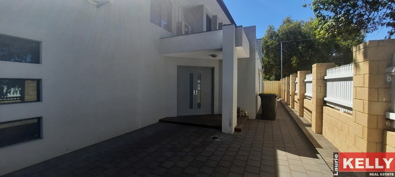 UNIT 1 19 GEORGE ST, BELMONT WA 6104, 0 غرف, 0 حمامات, Townhouse