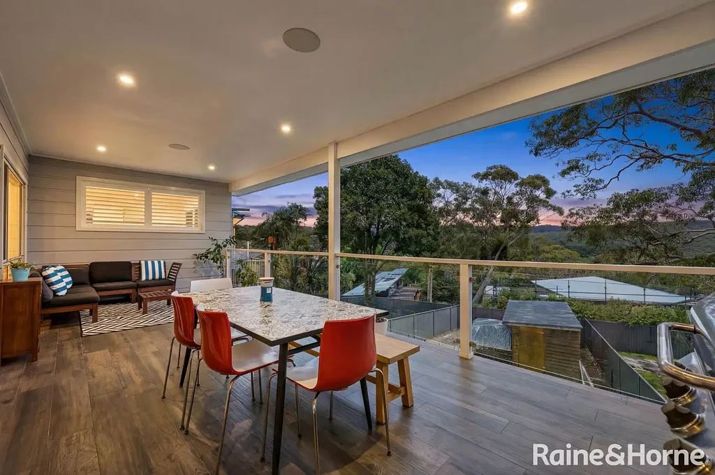 16 Halls Road, Helensburgh, NSW 2508