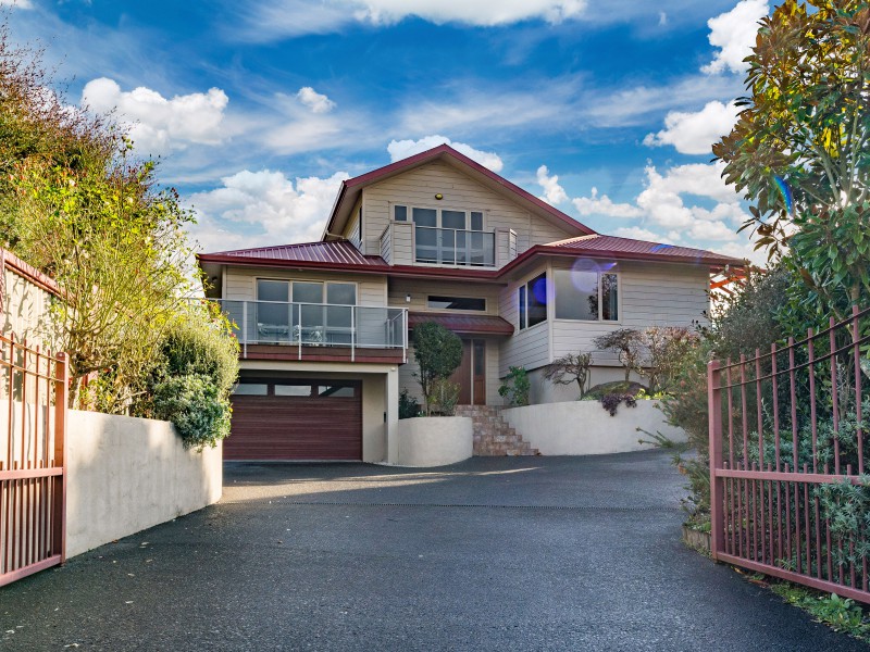 16 Carpentras Way, Nukuhau, Taupo, 4 chambres, 3 salles de bain