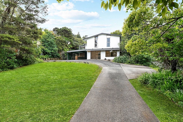 13 Reynolds Place, Torbay, North Shore City