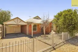 2 Guy Place, Maddingley