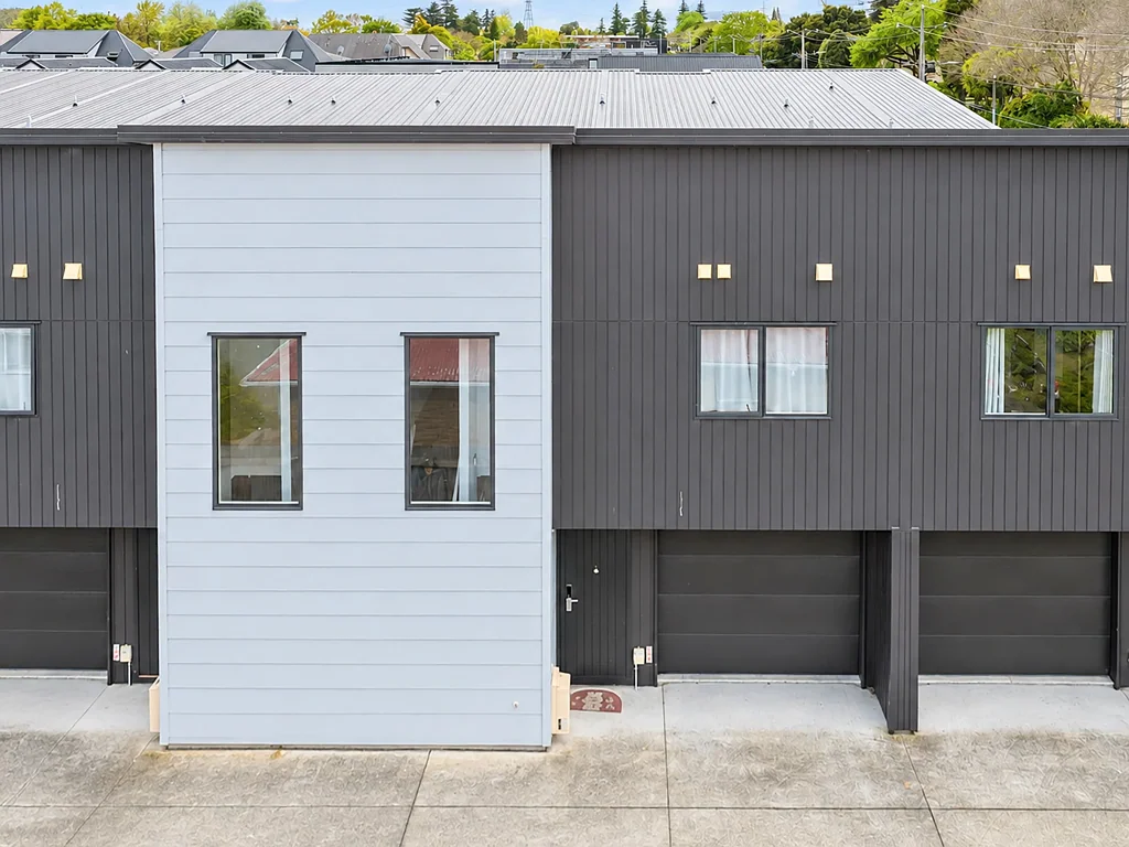 Hillcrest 3房  Opposite Waikato University – Priced to Sell!