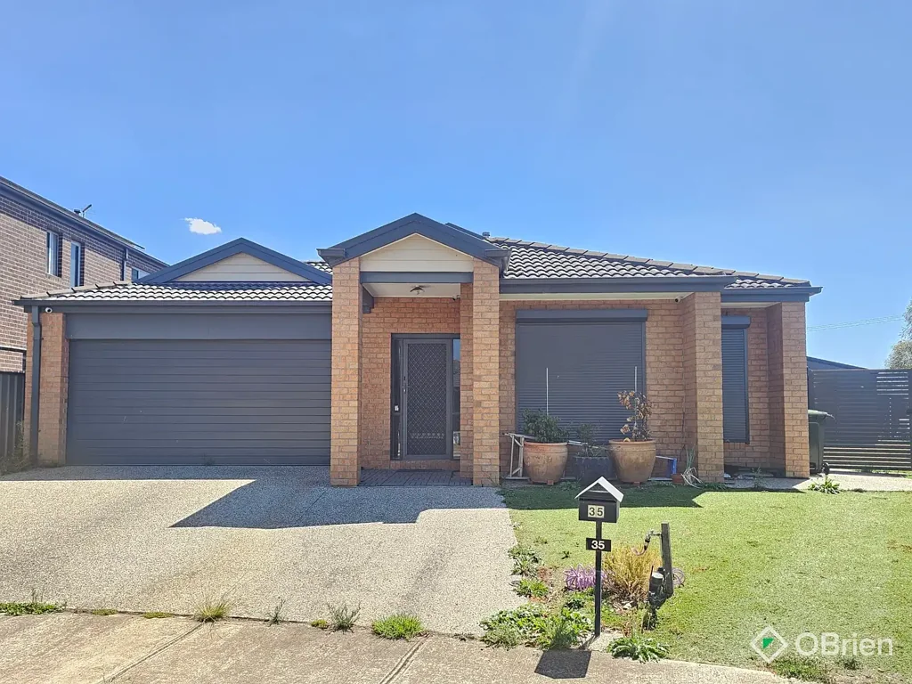 35 Pembroke Crescent, Derrimut, VIC 3026