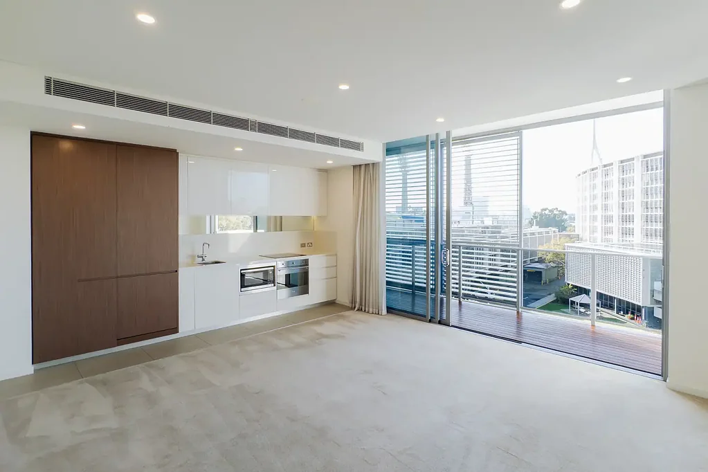 East Perth 1房  READY TO MOVE IN