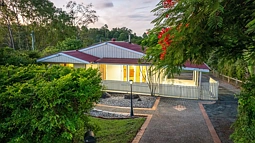 15 Bath Terrace, Gympie