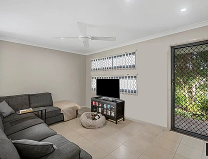 42 Scribbly Gum Circuit, Caboolture, Moreton Bay Region, 5房, 3浴, House