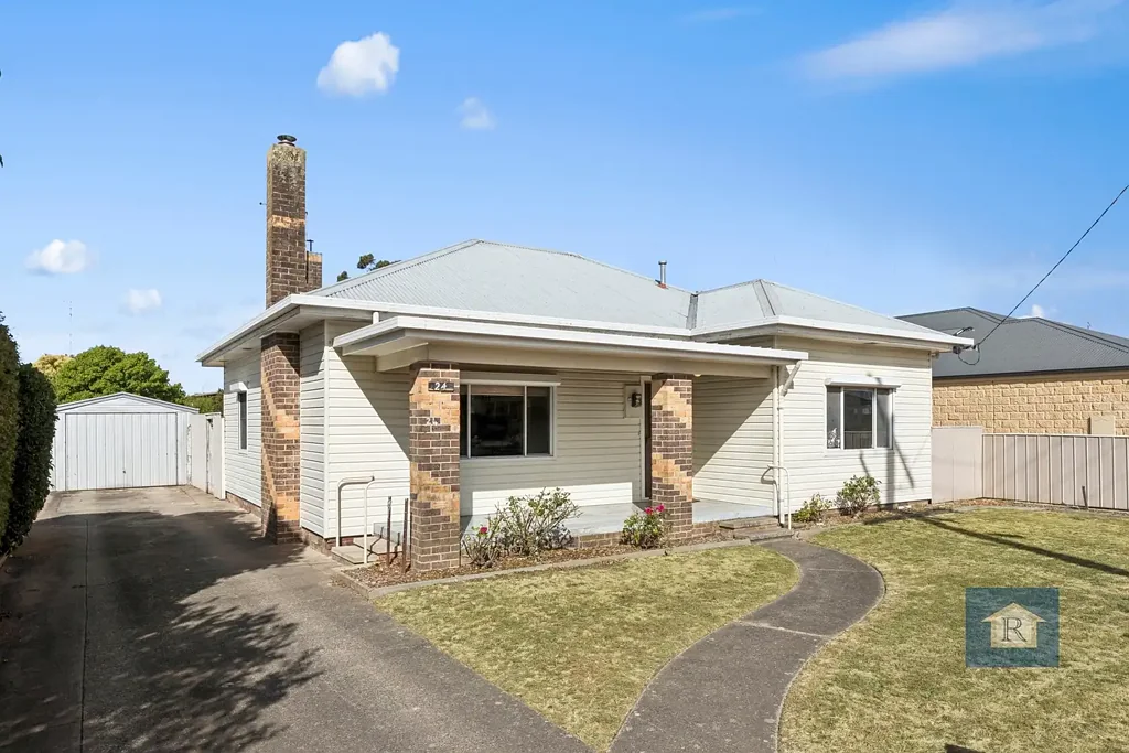 24 Polwarth Street, Colac, VIC 3250