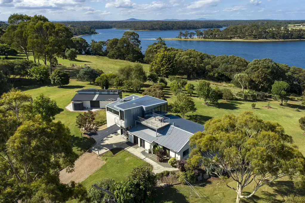 Toorloo Arm 4房  Unique Lakeside Paradise with Ocean Views