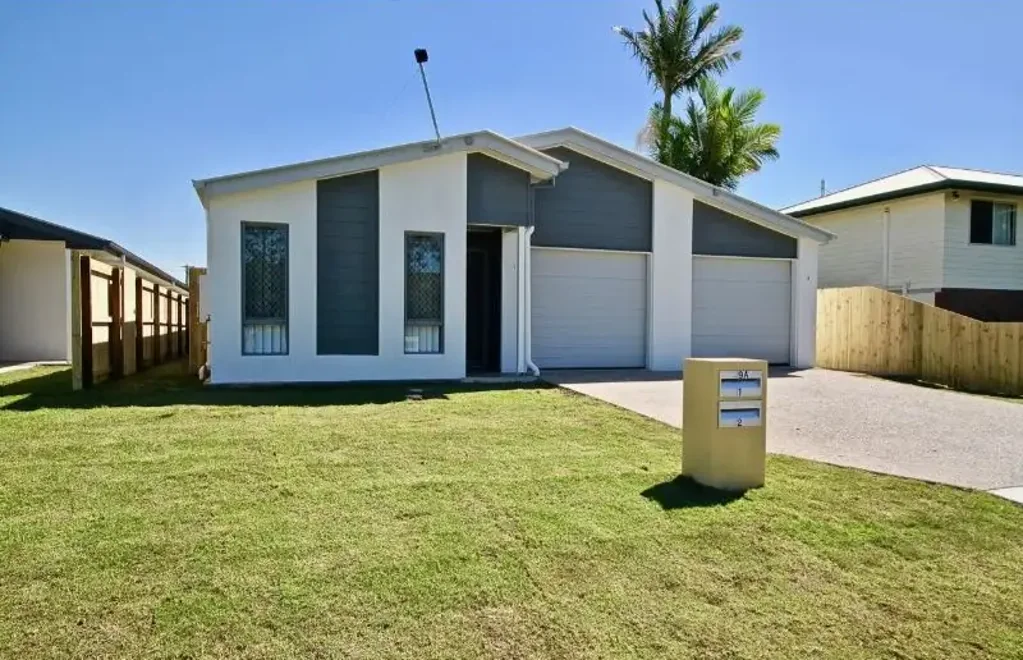 Fantastic 4-Bedroom Family Home with Secure Yard in a Quiet Street