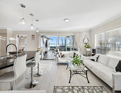35 St Annes Crescent, Wattle Downs, Manukau City, 6 Kuwarto, 4 Banyo, House