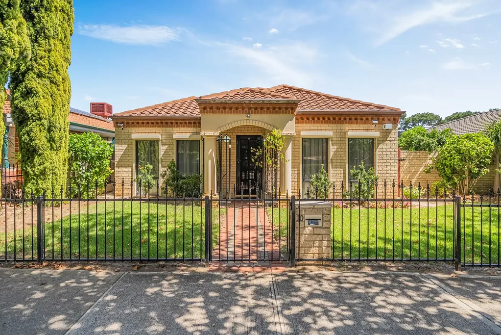 10 Woodlake Boulevard, Ellenbrook, WA 6069