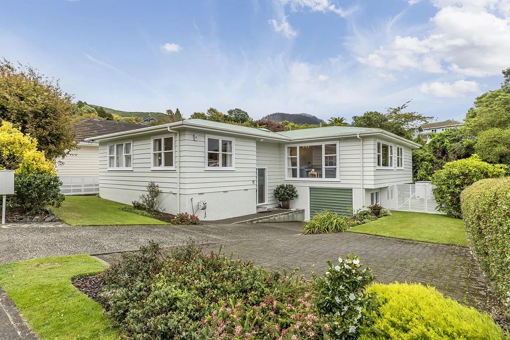 20 Pembroke Street, Tawa, Wellington